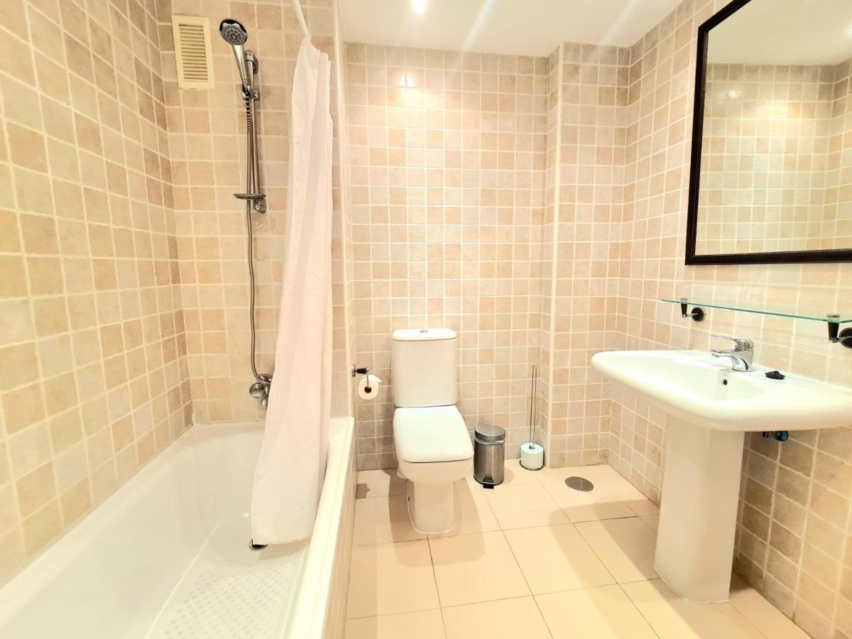 Aa Guest - Reserva De Marbella Golf Course Eco ภายนอก รูปภาพ