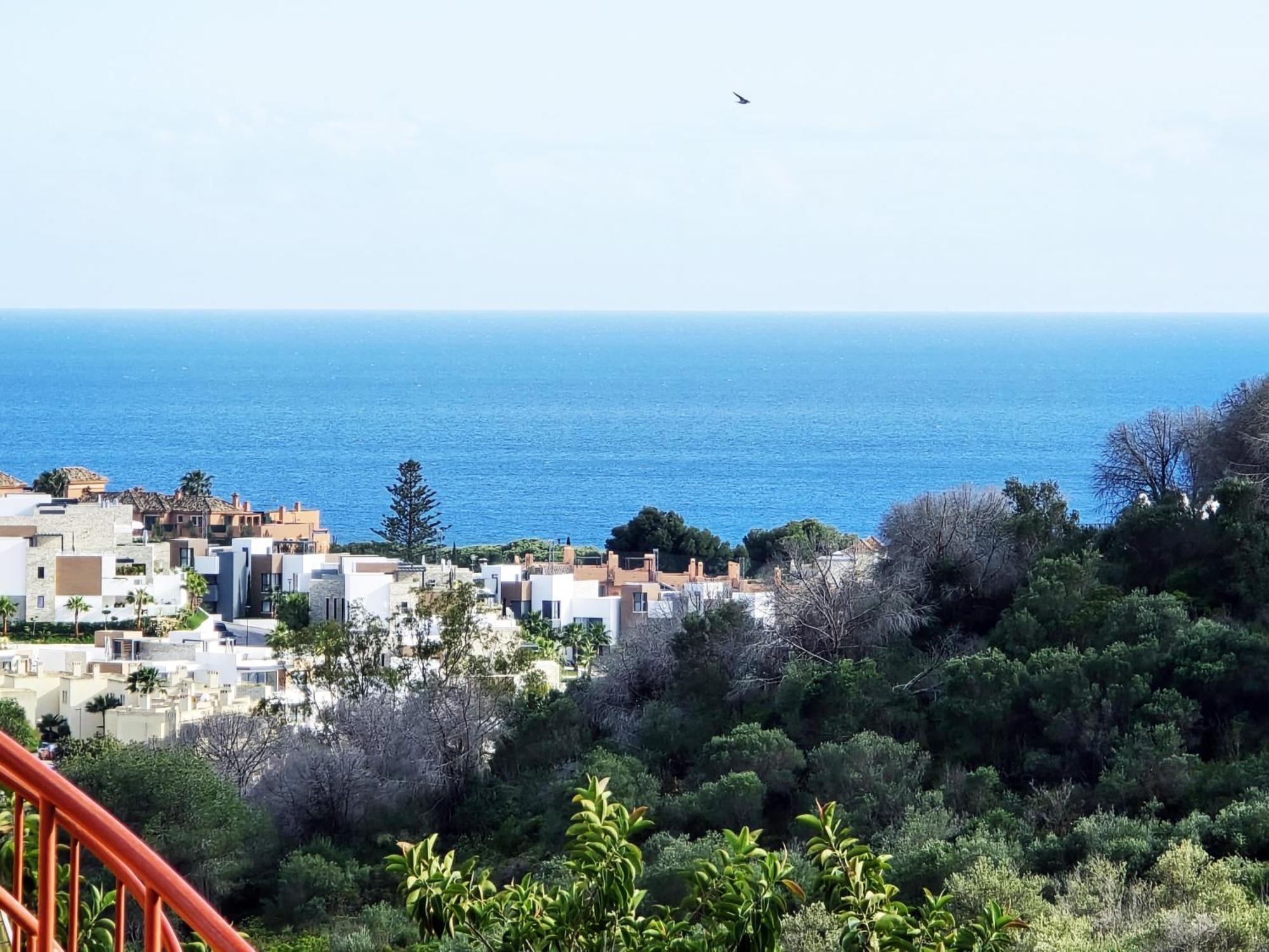 Aa Guest - Reserva De Marbella Golf Course Eco ภายนอก รูปภาพ